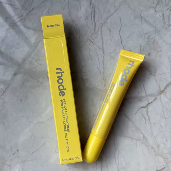 Hydrating Lip Gloss Oil Plumping Long-Lasting Lip Glaze